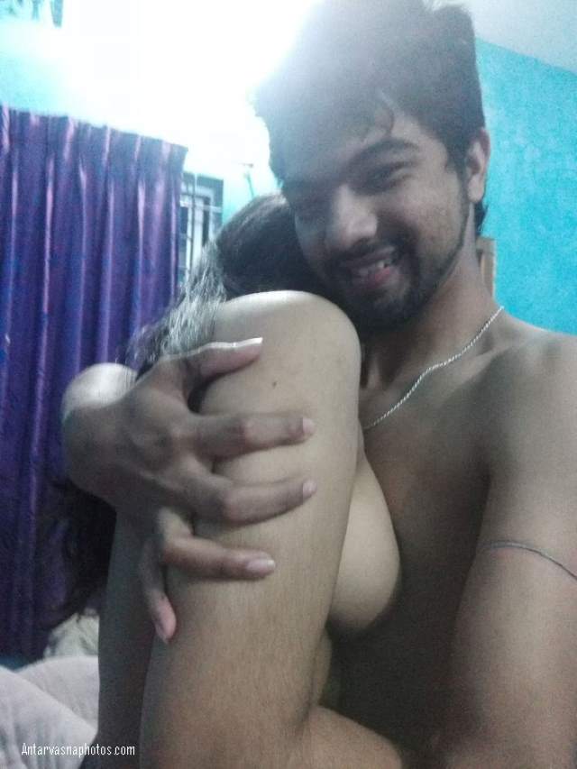 https://pub-5fcdf72a54cd4edbb03ec3edaa415a42.r2.dev/nakedleaks/attractive_indian_teen_romantic_getaway_pictures/7.jpg