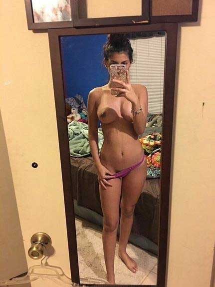 https://pub-5fcdf72a54cd4edbb03ec3edaa415a42.r2.dev/nakedleaks/attractive_indian_women's_nude_selfies/8.jpg