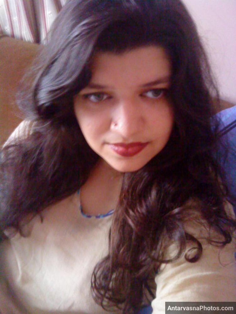 https://pub-5fcdf72a54cd4edbb03ec3edaa415a42.r2.dev/nakedleaks/attractive_kashmiri_lady's_22_sensual_photographs/1.jpg