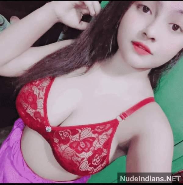 https://pub-5fcdf72a54cd4edbb03ec3edaa415a42.r2.dev/nakedleaks/attractive_naked_ladies_from_bangladesh_in_provocative_selfies/30.jpg