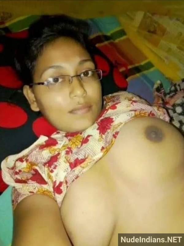 https://pub-5fcdf72a54cd4edbb03ec3edaa415a42.r2.dev/nakedleaks/attractive_naked_ladies_from_bangladesh_in_provocative_selfies/37.jpg