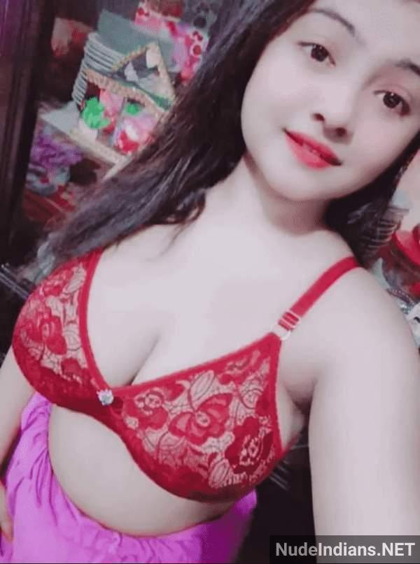 https://pub-5fcdf72a54cd4edbb03ec3edaa415a42.r2.dev/nakedleaks/attractive_naked_ladies_from_bangladesh_in_provocative_selfies/46.jpg