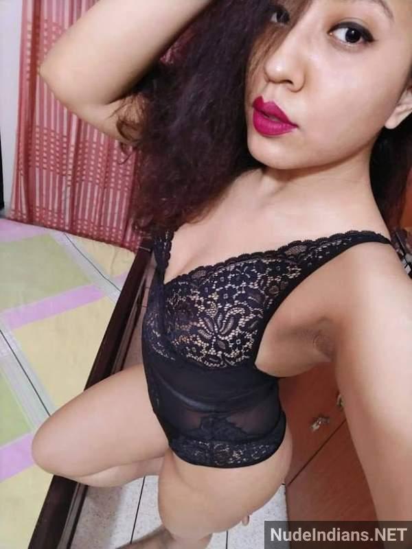 https://pub-5fcdf72a54cd4edbb03ec3edaa415a42.r2.dev/nakedleaks/attractive_naked_ladies_from_bangladesh_in_provocative_selfies/51.jpg