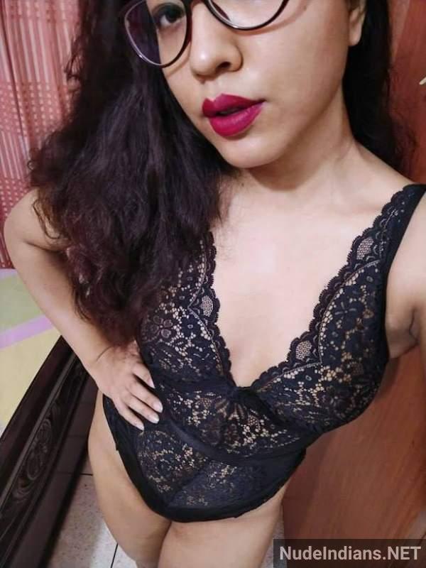 https://pub-5fcdf72a54cd4edbb03ec3edaa415a42.r2.dev/nakedleaks/attractive_naked_ladies_from_bangladesh_in_provocative_selfies/57.jpg