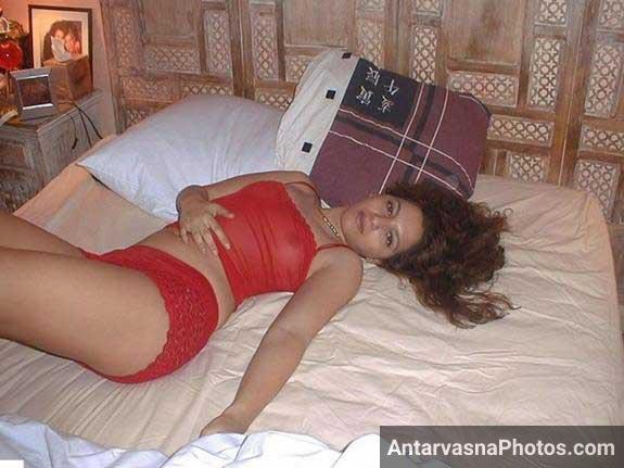 https://pub-5fcdf72a54cd4edbb03ec3edaa415a42.r2.dev/nakedleaks/attractive_nri_bhabhi's_naked_photos/2.jpg