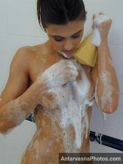 https://pub-5fcdf72a54cd4edbb03ec3edaa415a42.r2.dev/nakedleaks/attractive_shower_images_of_indian_women/0.jpg
