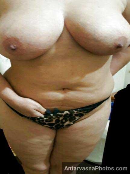 https://pub-5fcdf72a54cd4edbb03ec3edaa415a42.r2.dev/nakedleaks/aunty's_desires_captured_in_steamy_photos/0.jpg