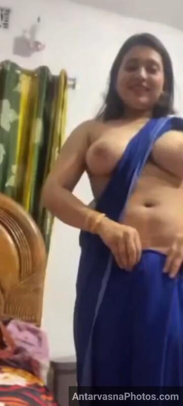 https://pub-5fcdf72a54cd4edbb03ec3edaa415a42.r2.dev/nakedleaks/aunty_reveals_her_exposed_private_part_after_removing_blue_saree/2.jpg