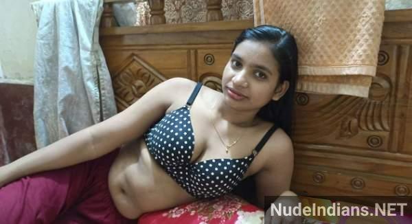 https://pub-5fcdf72a54cd4edbb03ec3edaa415a42.r2.dev/nakedleaks/authentic_andhra_erotic_images_of_passionate_spouses_indulging_in_intimate_acts/16.jpg