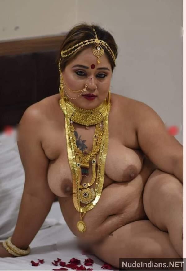 https://pub-5fcdf72a54cd4edbb03ec3edaa415a42.r2.dev/nakedleaks/authentic_images_of_indian_housewives'_intimate_moments_circulating_online/37.jpg