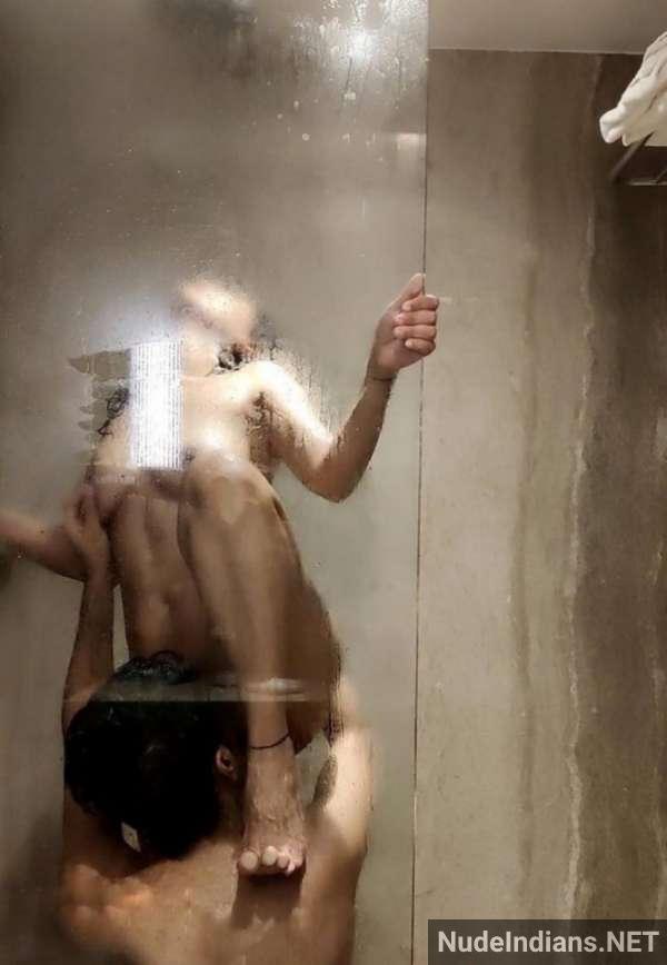 https://pub-5fcdf72a54cd4edbb03ec3edaa415a42.r2.dev/nakedleaks/authentic_indian_aunty_intimate_moments_captured_on_camera/5.jpg