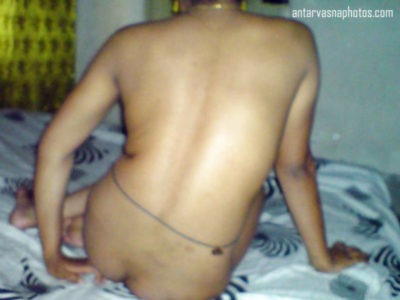 Authentic Indian escort's sensual images