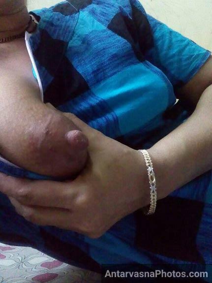 https://pub-5fcdf72a54cd4edbb03ec3edaa415a42.r2.dev/nakedleaks/authentic_photos_of_geeta,_the_household_maid's_bosom/1.jpg