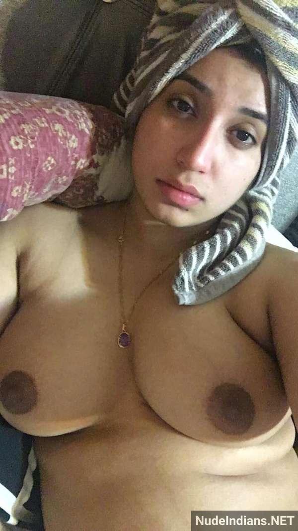 https://pub-5fcdf72a54cd4edbb03ec3edaa415a42.r2.dev/nakedleaks/authentic_photos_of_naked_indian_girls/53.jpg