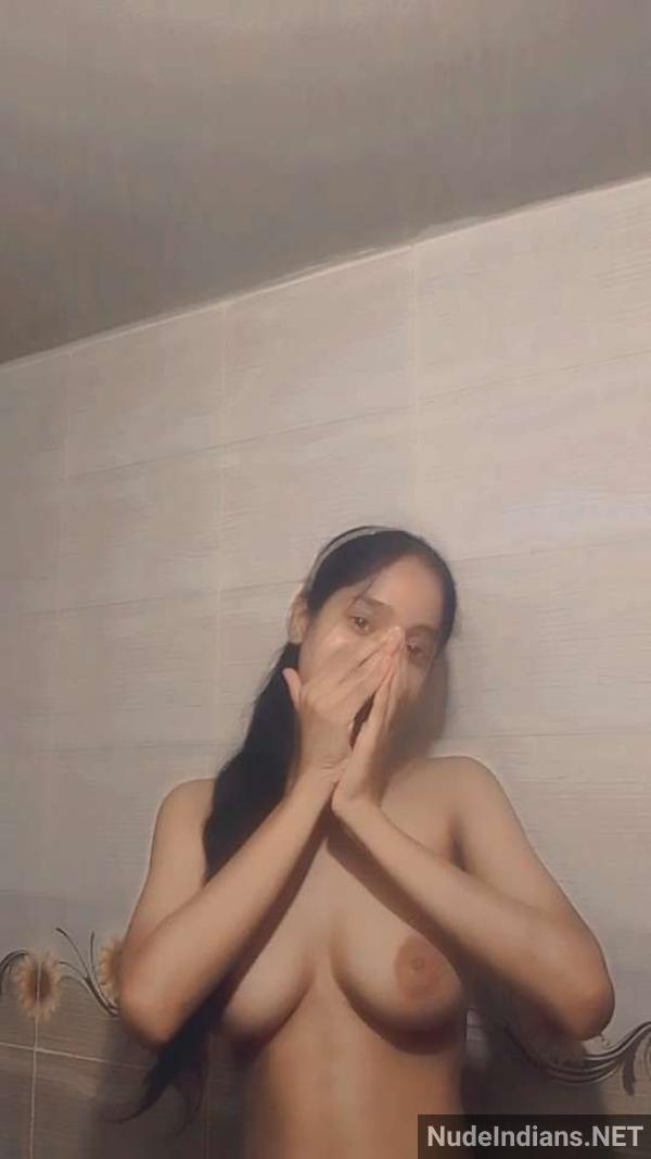 https://pub-5fcdf72a54cd4edbb03ec3edaa415a42.r2.dev/nakedleaks/bangalore_gf_radhika_explores_her_sensuality/0.jpg