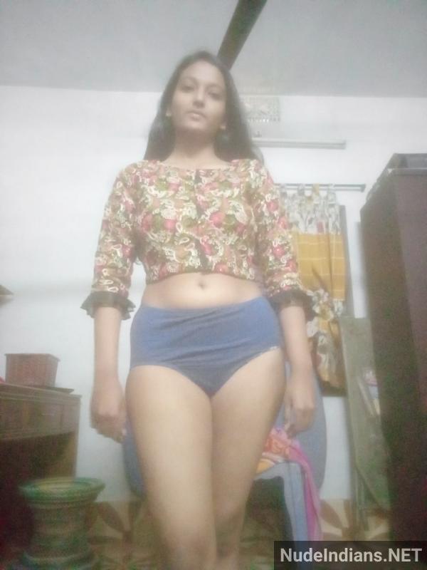 https://pub-5fcdf72a54cd4edbb03ec3edaa415a42.r2.dev/nakedleaks/bangalore_secretary_saumya's_enticing_brown_selfies/17.jpg