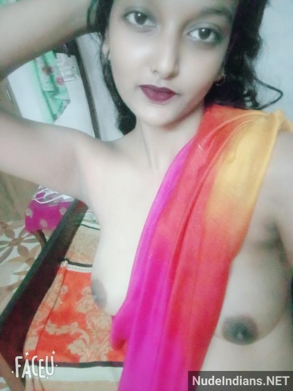 https://pub-5fcdf72a54cd4edbb03ec3edaa415a42.r2.dev/nakedleaks/bangalore_secretary_saumya's_enticing_brown_selfies/45.jpg