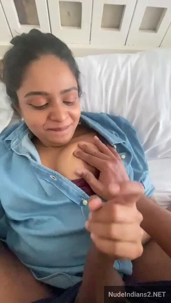 https://pub-5fcdf72a54cd4edbb03ec3edaa415a42.r2.dev/nakedleaks/bangalore_woman_radhika_engages_in_intimacy_with_office_mate_at_oyo/6.jpg