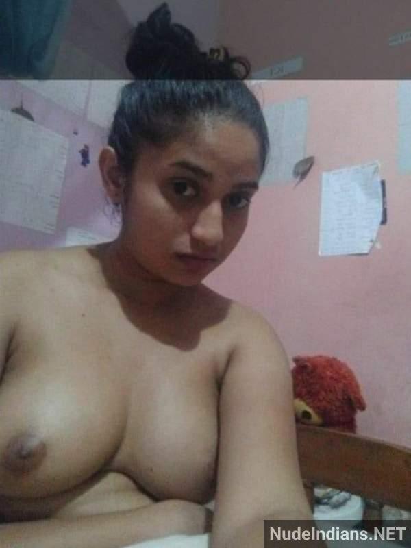 https://pub-5fcdf72a54cd4edbb03ec3edaa415a42.r2.dev/nakedleaks/bangla_rupa_sharing_intimate_photos_in_lingerie/11.jpg