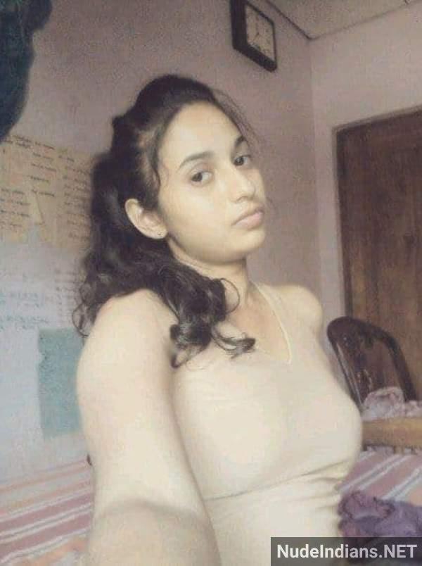 https://pub-5fcdf72a54cd4edbb03ec3edaa415a42.r2.dev/nakedleaks/bangla_rupa_sharing_intimate_photos_in_lingerie/29.jpg