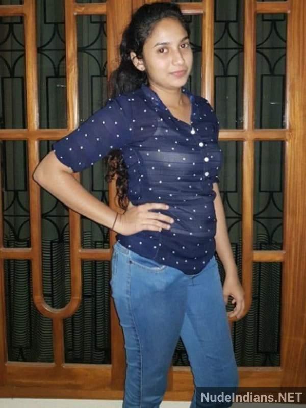 https://pub-5fcdf72a54cd4edbb03ec3edaa415a42.r2.dev/nakedleaks/bangla_rupa_sharing_intimate_photos_in_lingerie/43.jpg