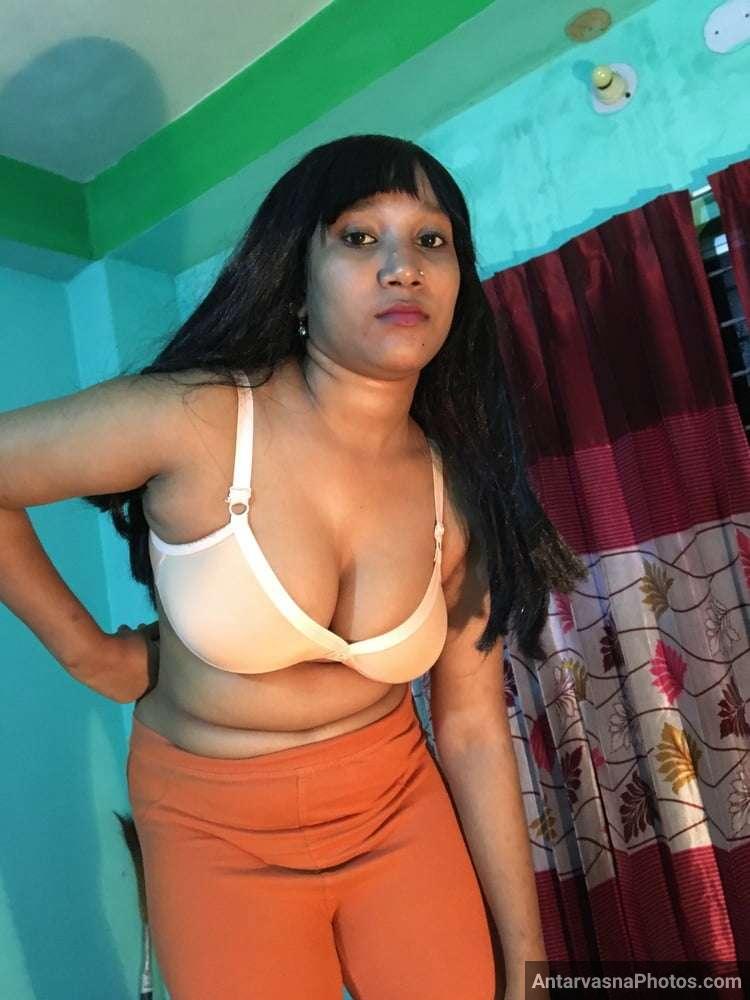 https://pub-5fcdf72a54cd4edbb03ec3edaa415a42.r2.dev/nakedleaks/bangladeshi_couple_sucking_photos_of_busty_breasts/13.jpg