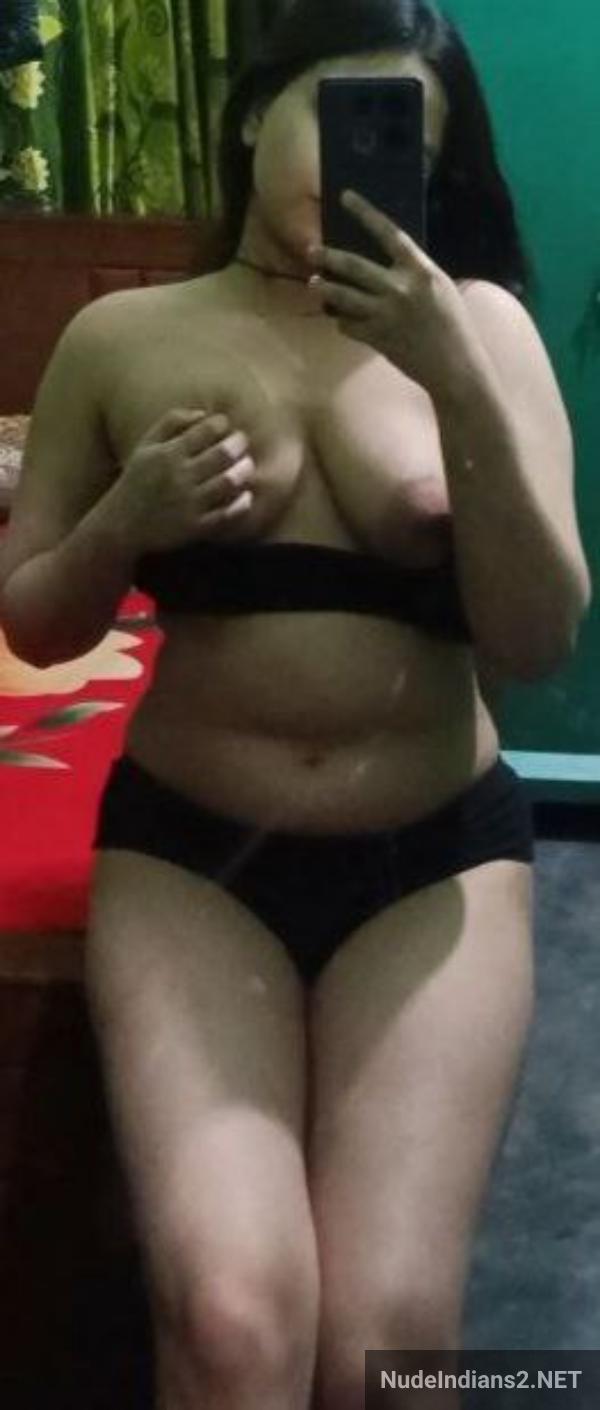 https://pub-5fcdf72a54cd4edbb03ec3edaa415a42.r2.dev/nakedleaks/bangladeshi_girl_tania_ahmed_shares_intimate_nude_photos_for_boyfriend's_pleasure/36.jpg