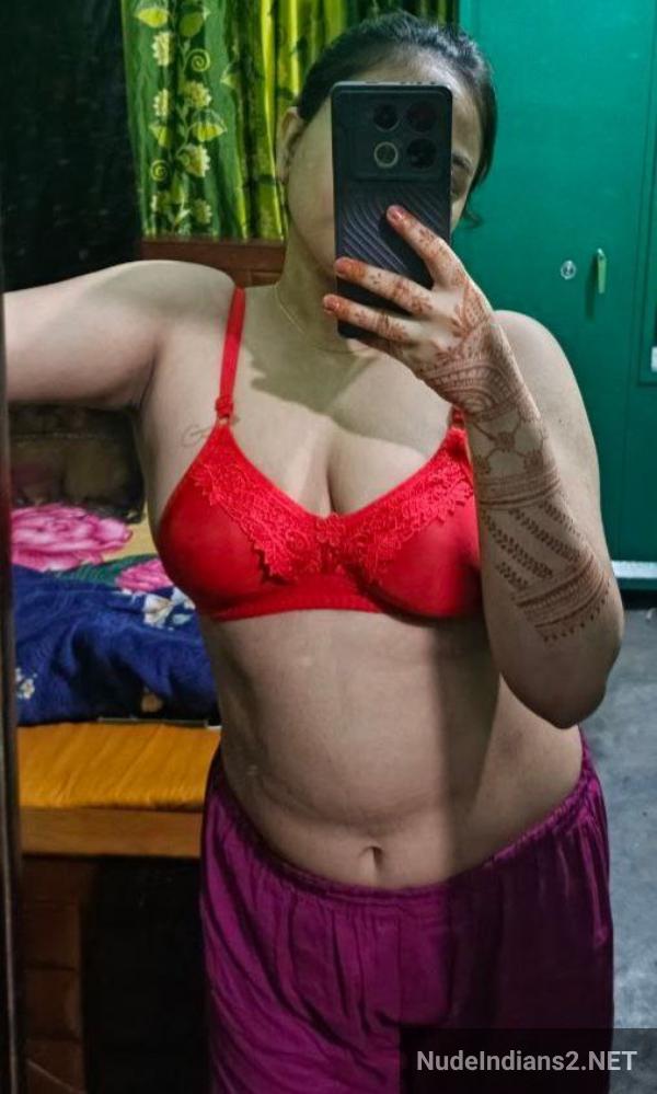 https://pub-5fcdf72a54cd4edbb03ec3edaa415a42.r2.dev/nakedleaks/bangladeshi_girl_tania_ahmed_shares_intimate_nude_photos_for_boyfriend's_pleasure/61.jpg