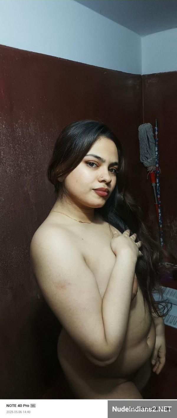 https://pub-5fcdf72a54cd4edbb03ec3edaa415a42.r2.dev/nakedleaks/bangladeshi_girl_tania_ahmed_shares_intimate_nude_photos_for_boyfriend's_pleasure/71.jpg