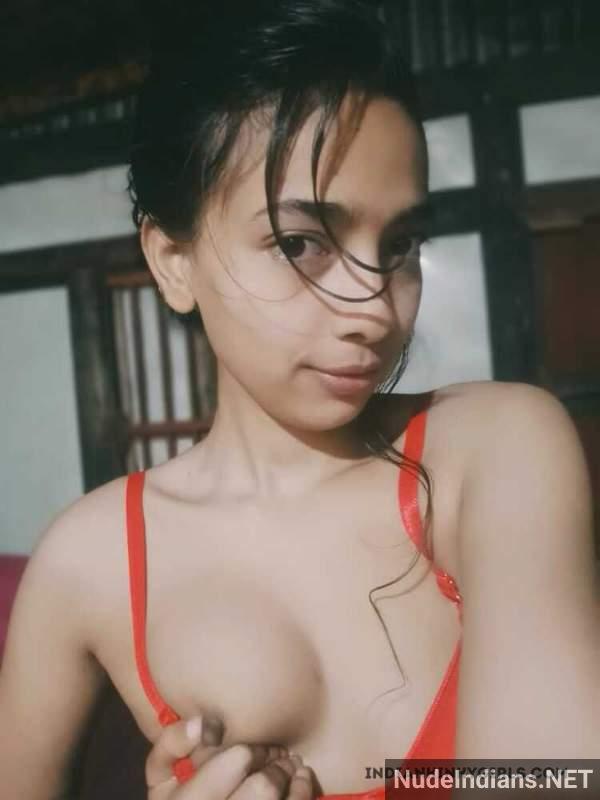 https://pub-5fcdf72a54cd4edbb03ec3edaa415a42.r2.dev/nakedleaks/bare_beauties_revealing_allure_to_partners/39.jpg