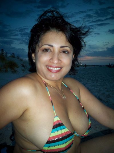 Beautiful Indian Neha's Sensual Images