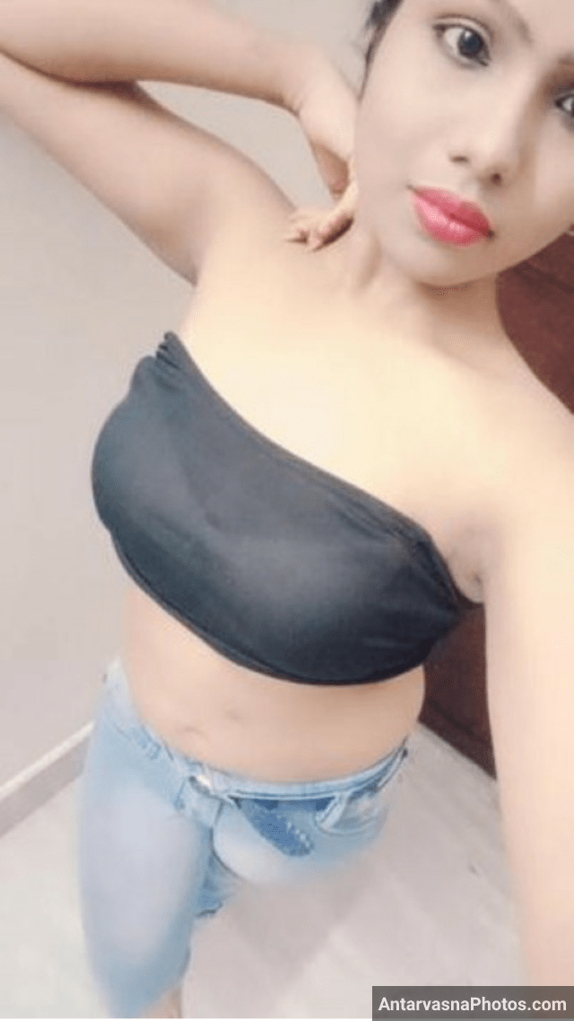 https://pub-5fcdf72a54cd4edbb03ec3edaa415a42.r2.dev/nakedleaks/beena's_desi_boobs_photo/26.jpg