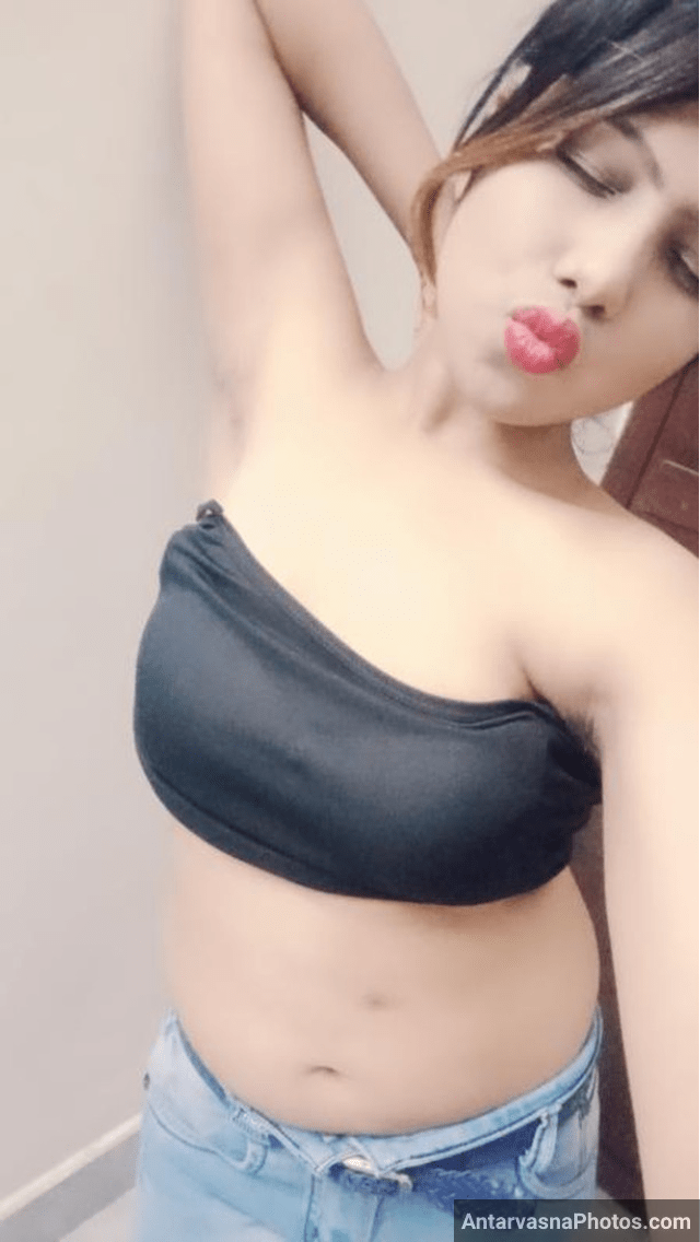 https://pub-5fcdf72a54cd4edbb03ec3edaa415a42.r2.dev/nakedleaks/beena's_desi_boobs_photo/28.jpg
