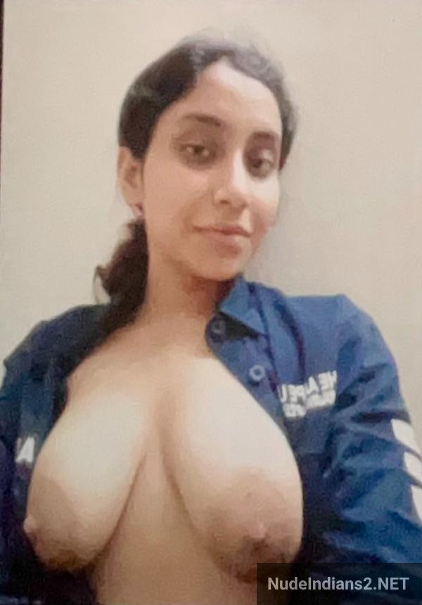 https://pub-5fcdf72a54cd4edbb03ec3edaa415a42.r2.dev/nakedleaks/bengali_muslim_girl_arifa_akbar's_intimate_photos/14.jpg