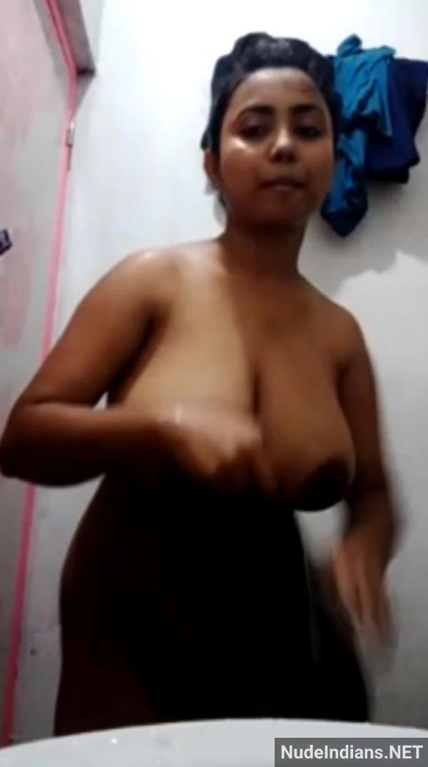 https://pub-5fcdf72a54cd4edbb03ec3edaa415a42.r2.dev/nakedleaks/bengali_woman_entices_boyfriend_with_playful_big_breasts_for_intimacy/22.jpg