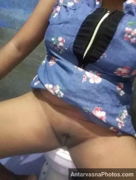https://pub-5fcdf72a54cd4edbb03ec3edaa415a42.r2.dev/nakedleaks/bhopal_aunt_big_breasts_exposed_photos_(10_steamy_images)/1.jpg