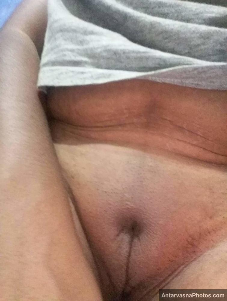 https://pub-5fcdf72a54cd4edbb03ec3edaa415a42.r2.dev/nakedleaks/bhopal_aunt_big_breasts_exposed_photos_(10_steamy_images)/3.jpg