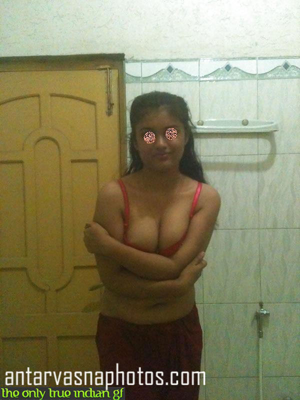 https://pub-5fcdf72a54cd4edbb03ec3edaa415a42.r2.dev/nakedleaks/big-breasted_girl's_naked_pictures/0.jpg