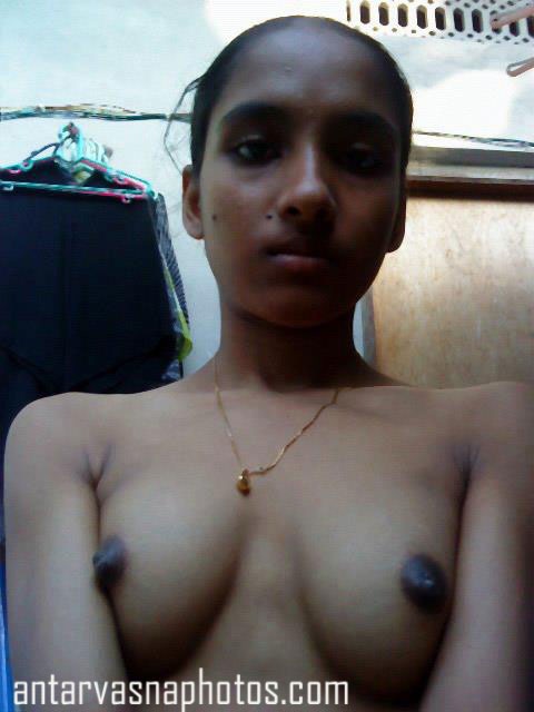 https://pub-5fcdf72a54cd4edbb03ec3edaa415a42.r2.dev/nakedleaks/big_boobs_of_a_schoolgirl/4.jpg