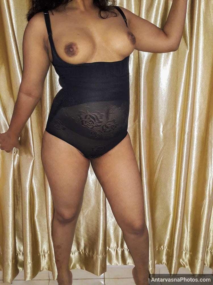 https://pub-5fcdf72a54cd4edbb03ec3edaa415a42.r2.dev/nakedleaks/big_desi_wife's_intimate_honeymoon_pictures/8.jpg