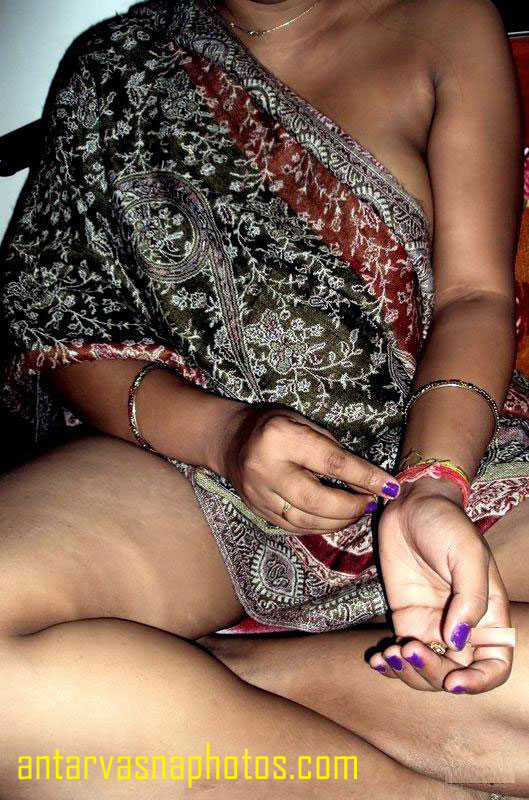 https://pub-5fcdf72a54cd4edbb03ec3edaa415a42.r2.dev/nakedleaks/bipin's_aunty_seduced_after_being_given_alcohol/0.jpg