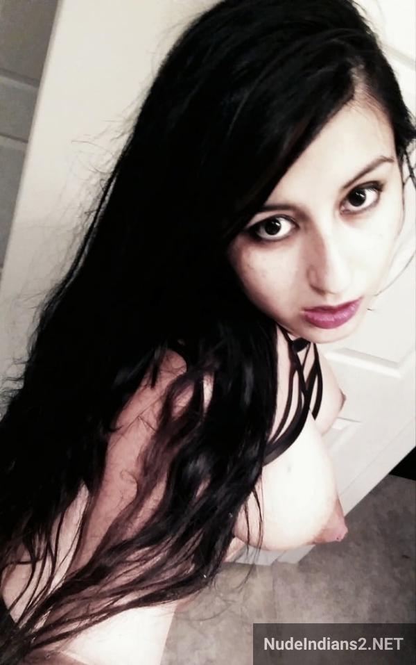 https://pub-5fcdf72a54cd4edbb03ec3edaa415a42.r2.dev/nakedleaks/british_nri_nupur_chaudhari_reveals_sensual_self-portraits/159.jpg