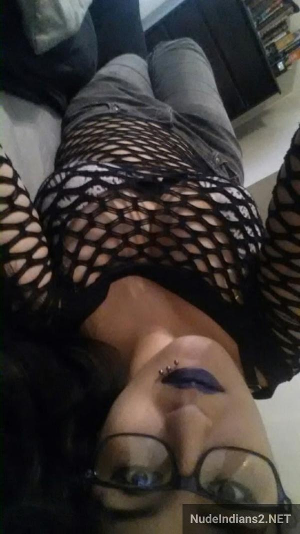 https://pub-5fcdf72a54cd4edbb03ec3edaa415a42.r2.dev/nakedleaks/british_nri_nupur_chaudhari_reveals_sensual_self-portraits/207.jpg