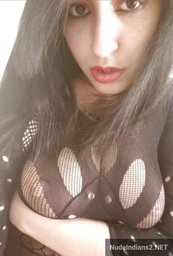 https://pub-5fcdf72a54cd4edbb03ec3edaa415a42.r2.dev/nakedleaks/british_nri_nupur_chaudhari_reveals_sensual_self-portraits/223.jpg