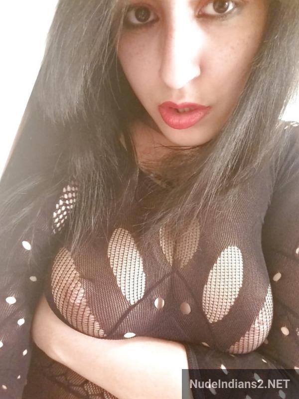https://pub-5fcdf72a54cd4edbb03ec3edaa415a42.r2.dev/nakedleaks/british_nri_nupur_chaudhari_reveals_sensual_self-portraits/225.jpg