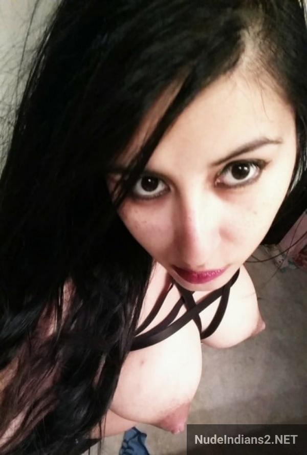https://pub-5fcdf72a54cd4edbb03ec3edaa415a42.r2.dev/nakedleaks/british_nri_nupur_chaudhari_reveals_sensual_self-portraits/80.jpg