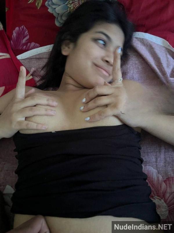 https://pub-5fcdf72a54cd4edbb03ec3edaa415a42.r2.dev/nakedleaks/brother_witnesses_malaika's_revealing_moment_in_bed/7.jpg