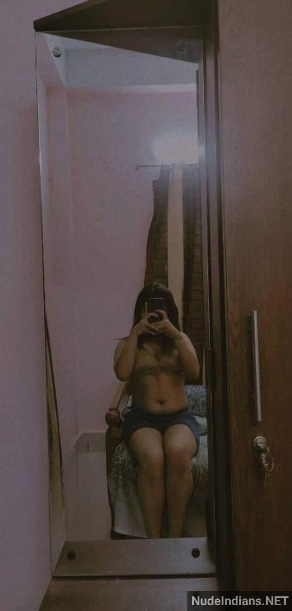 https://pub-5fcdf72a54cd4edbb03ec3edaa415a42.r2.dev/nakedleaks/brother_witnesses_malaika's_revealing_moment_in_bed/9.jpg