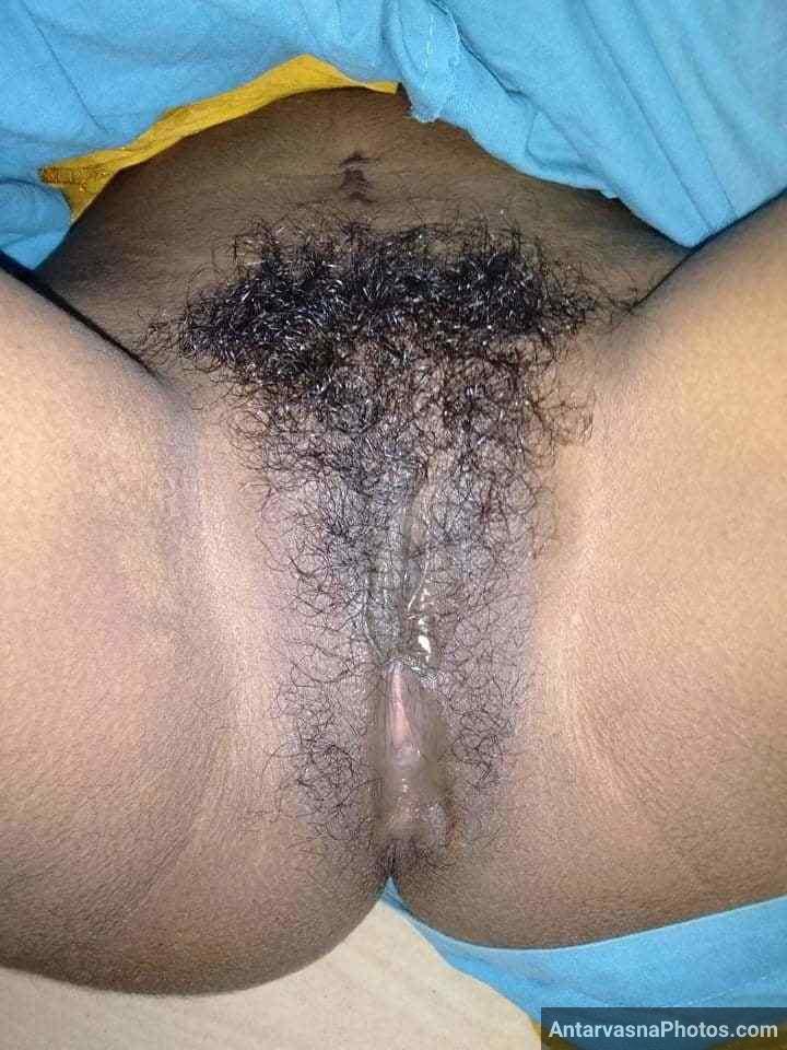 https://pub-5fcdf72a54cd4edbb03ec3edaa415a42.r2.dev/nakedleaks/captivating_images_of_a_plump_sister-in-law's_bushy_vagina/21.jpg