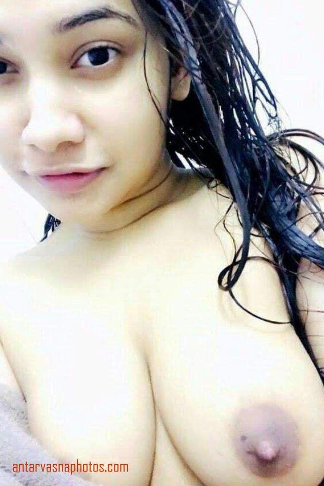 https://pub-5fcdf72a54cd4edbb03ec3edaa415a42.r2.dev/nakedleaks/captivating_images_of_an_indian_girl's_alluring_bust/7.jpg